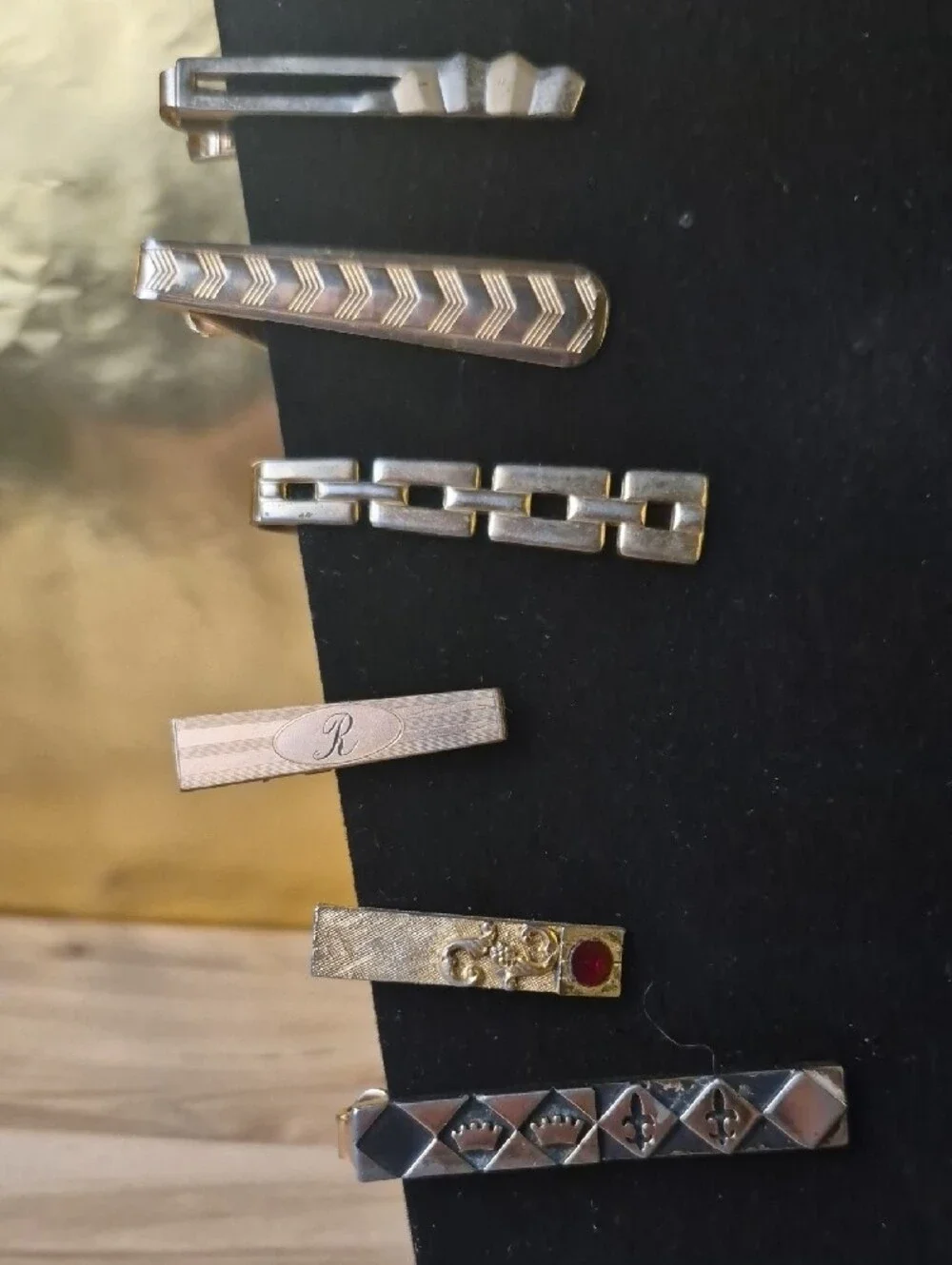 SWANK Gold and Silver Men's Cufflinks & Tie Bars Set